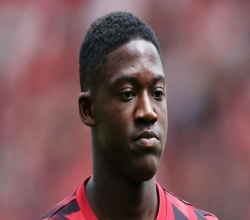 斯基拉：那不勒斯預(yù)計(jì)近期與梅努經(jīng)紀(jì)人進(jìn)行新的直接會(huì)談