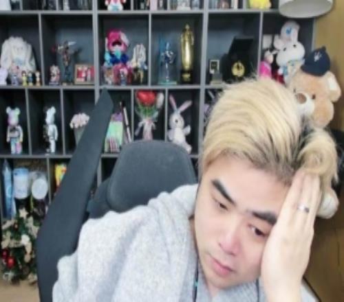 HongQ像個(gè)神在湯圓面前！朱開(kāi)：IG想贏要看Wei！