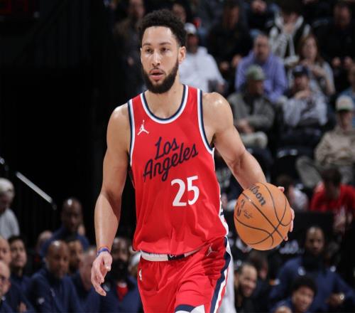 美記：本西蒙斯新賽季初將不會出現(xiàn)在NBA球隊(duì)的名單上