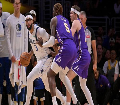 NBA內部人士提議戴維斯重返湖人，以緩解湖人隊雷迪克的沮喪情緒