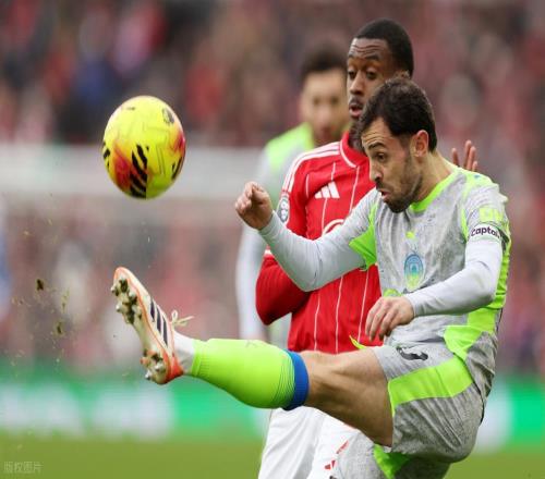 連續(xù)5輪進(jìn)球3+要終止哈蘭德啞火曼城半場(chǎng)悶平英超倒數(shù)第4