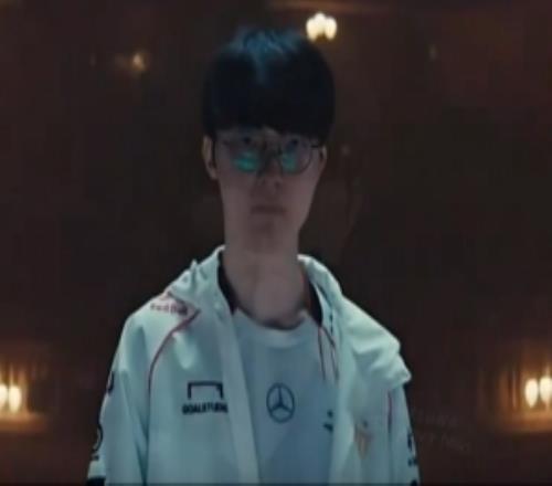 LOL官方發(fā)布視頻：堅持本就不凡，恭喜Faker再次拿到世界賽門票