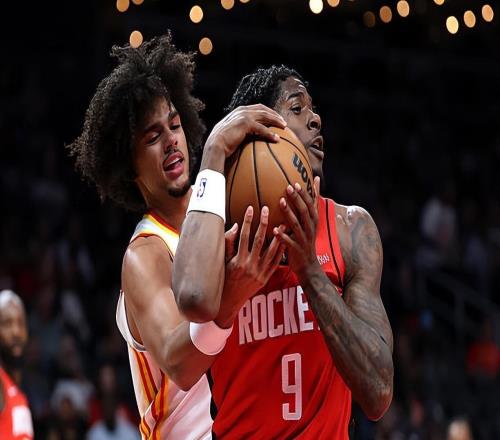 進(jìn)攻能力可以忽略不計，這樣的球員竟然是火箭雙向合同競爭者