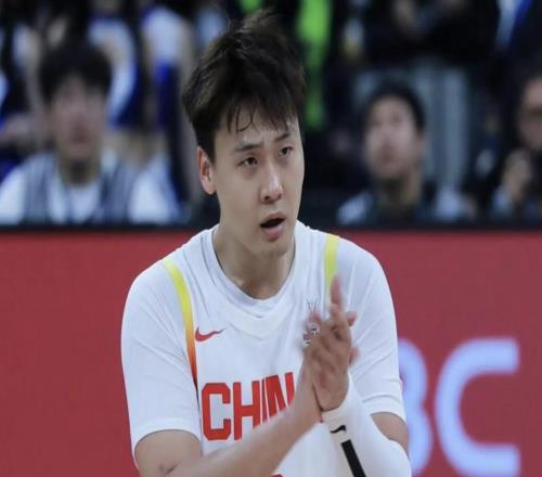 新疆日報：趙睿向新疆男籃明確表達轉會意向，巨額轉會費創CBA歷史紀錄