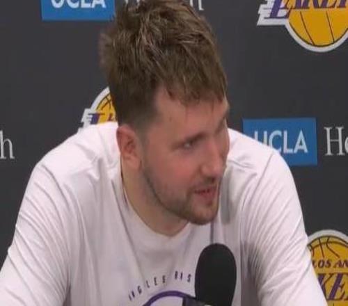 里夫斯稱故意罰丟一球讓東契奇拿到全場(chǎng)最高分來保持自信，后者：謝謝啊