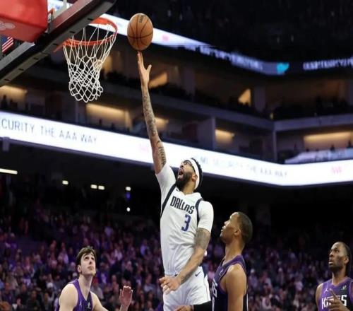 記者：每支東部球隊(duì)都認(rèn)為他們距離闖入總決賽就差濃眉一個人