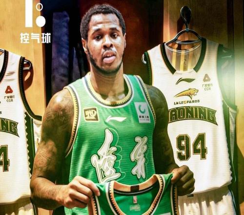 遼寧新外援首秀打廣東徐昕最具進步球員排名第一張慶鵬帥位不穩(wěn)