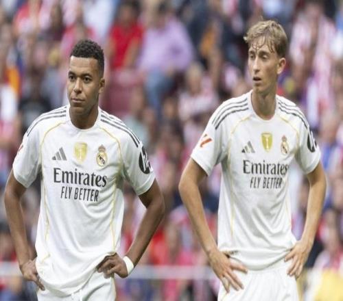 世體：赫伊森沒(méi)參與今日球隊合練，而是留在健身房單獨訓練