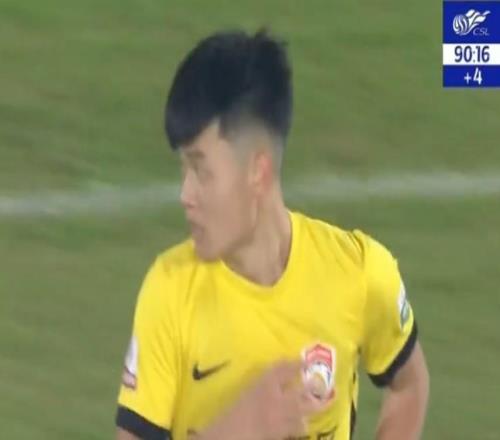 楊希本賽季中超場均5.1次搶斷，為12年以來場均搶斷最多球員