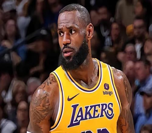 NBA今日里程碑！華子1200記三分球，老詹超越保羅，3人創(chuàng  )生涯新高