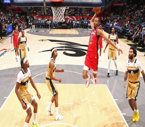 兩戰(zhàn)77+13三分！墨菲頂級3D屬性令人垂涎鵜鶘視為非賣品扎心勇士