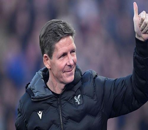 記者：水晶宮去年開始找格拉斯納替代者，羅塞尼爾曾在名單上