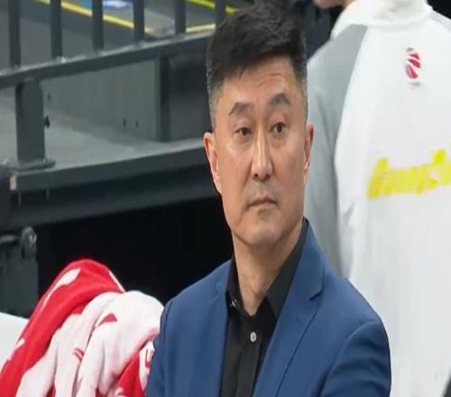 輸北控遭到2連敗！揪出3大“廢柴”，坑慘了廣東隊