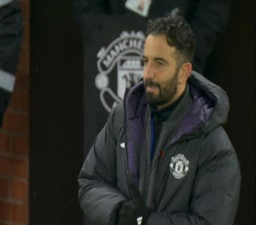 不應該！曼聯(lián)11打10埃弗頓、01還輸了，對手內(nèi)訌，附英超積分榜