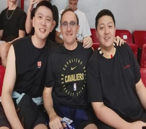遼寧男籃塞翁失馬！兩大新星收歐洲橄欖枝！楊鳴不裝攤牌了