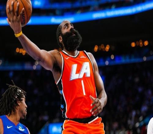 場(chǎng)均轟39+9+2！贏(yíng)國王概率77%，快船5連勝穩了，倫納德也有好消息