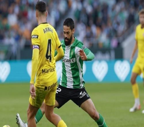 西甲一夜三重奏：老将圆梦、红牌争议、乌龙绝杀全上演！