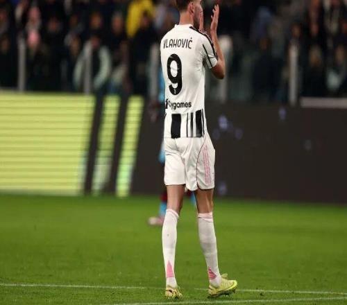 米體丨米蘭、巴薩、拜仁三方角逐