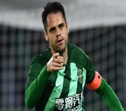 不走了！中超外援：我想留在中國，效仿莫德里奇，一直踢到40歲