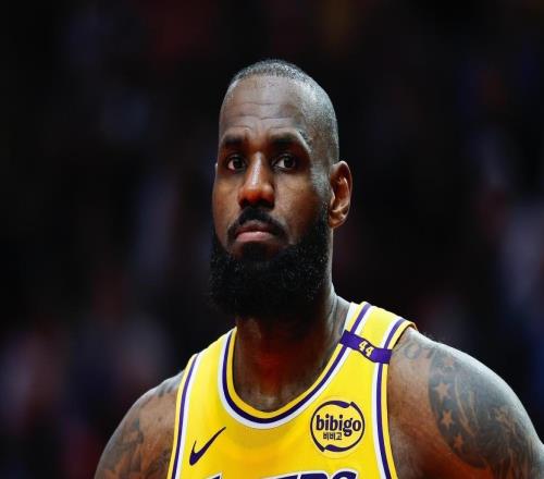 詹姆斯：我從小就做夢自己打NBA，高中才意識到自己的潛力