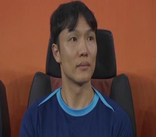 鄧卓翔：全隊(duì)在訓(xùn)練中都非常投入，希望奉獻(xiàn)一場(chǎng)精彩的比賽