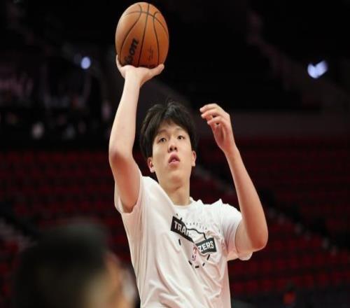 【早報(bào)】C羅采訪終章正在熱播！