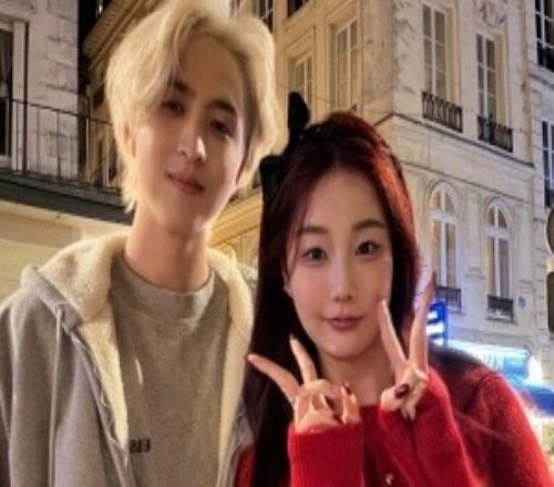 解說(shuō)Kitty與Hans官宣網(wǎng)友挖其黑料：早年賣(mài)付費圖包稱(chēng)其非要跪著(zhù)舔男人