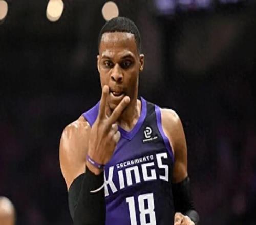 轟26+2+6！帶隊(duì)豪取四連勝，他們都說你該退役，可你又創(chuàng)NBA奇跡