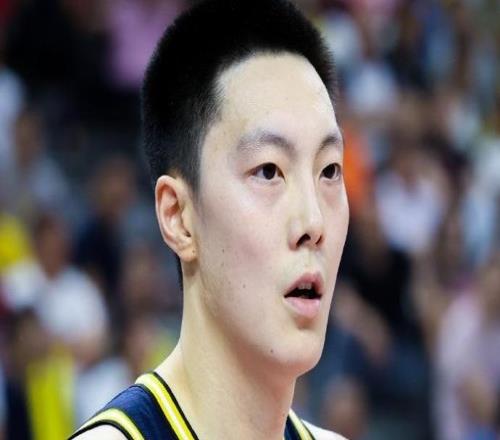 廣東3消息！胡明軒成功買腳，杜鋒解說(shuō)中韓二番戰(zhàn)，焦泊喬歸隊(duì)