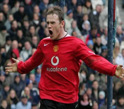 英超歷史最偉大進(jìn)球！40歲魯尼現(xiàn)場(chǎng)表演經(jīng)典之作：隊(duì)友樂了