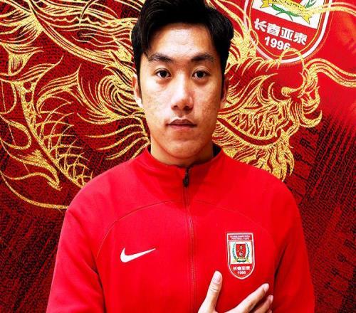 中超熱身賽：新援任意球破門，大連英博10津門虎，K聯(lián)賽球隊觀戰(zhàn)