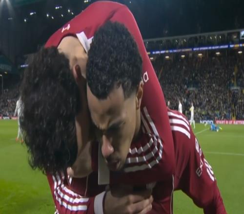 補時破門！英超神劇情：利物浦慘遭絕平，斯洛特氣炸了