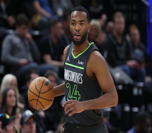 将代表广州打NBA季前赛！TJ沃伦有望被多支CBA球队看中