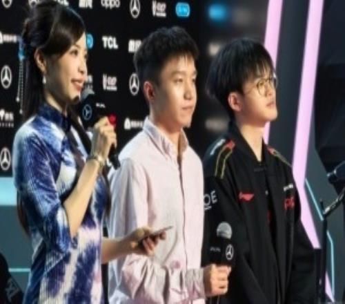 爆了Clearlove：如果說(shuō)能過(guò)今天這一關(guān)明天我們教練組BP能完爆對(duì)面
