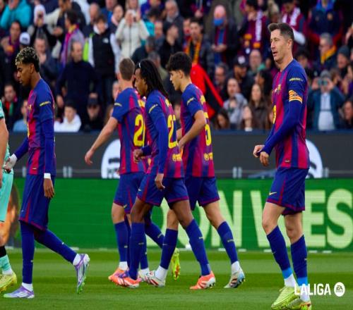 40！909天重返主場11.1億豪門3連勝登頂37歲神鋒破門延續(xù)紀(jì)錄