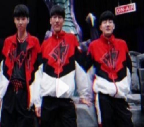 多年好友Chovy和Viperins終于互相關(guān)注