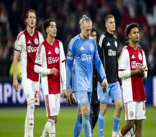 歐冠4連??！阿賈克斯宣布換帥滕哈赫有望回歸救火