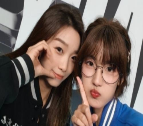 松琪曬照：今年有幸參與了翻譯工作從北京上海到成都收獲頗豐！