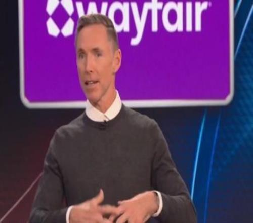 納什：美國籃球已經(jīng)完全商業(yè)化了，而在歐洲籃球是純粹地爭勝