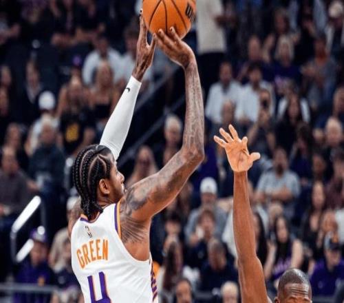 狂勝24分，意外5分險(xiǎn)勝！全聯(lián)盟看不起他們，他們卻要沖總冠軍