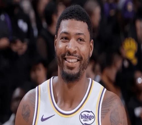 湖人3配角深化厚度！斯瑪特統(tǒng)治末節(jié)，海斯蛻變，撿漏蒂米太穩(wěn)定