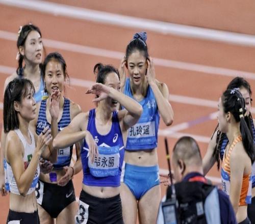 16歲的百米女飛人！葛曼棋退賽，陳妤頡奪冠，韋永麗亞軍