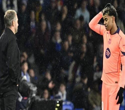 世體：巴薩更衣室內(nèi)充滿對判罰不公的憤怒，內(nèi)向球員也忍不住