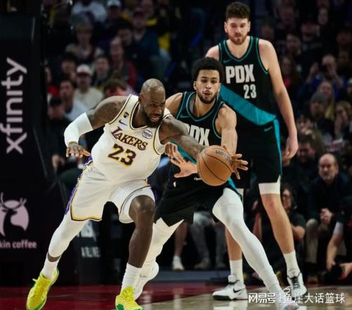 湖人兩敗因出爐，老詹談吹罰攤牌！雷迪克賽后很滿意，新援好消息