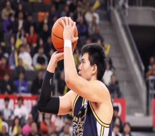 廣東大勝同曦！焦泊喬暴走，三外集體打鐵，郭昊文啞火！