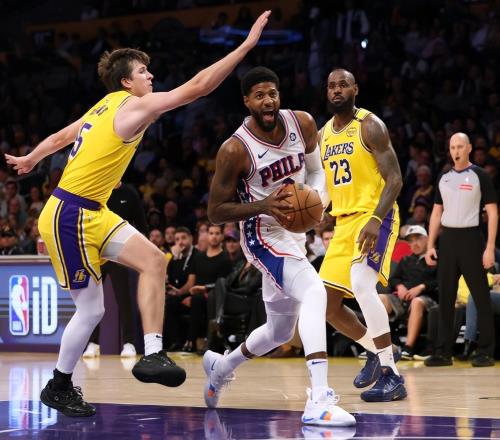 狂送4連?。÷?lián)盟現(xiàn)存最長連敗紀(jì)錄，NBA被高估的三巨頭，該散伙了