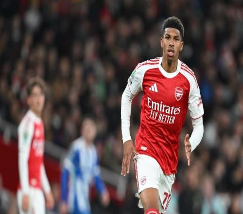 安諾斯曬照慶祝阿森納一線隊首秀，薩利巴評論：拉什福德