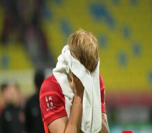 足協(xié)認(rèn)定誤判！成都蓉城因裁判兩次爭(zhēng)議判罰中超爭(zhēng)冠夢(mèng)碎