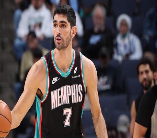 狀態(tài)正在不斷提升，灰熊內(nèi)線大將的表現(xiàn)終于開始對得起合同了