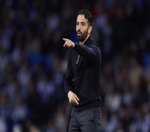 曼聯(lián)官宣換帥！阿莫林一句話(huà)惹翻管理層，從14名到第6也保不住他